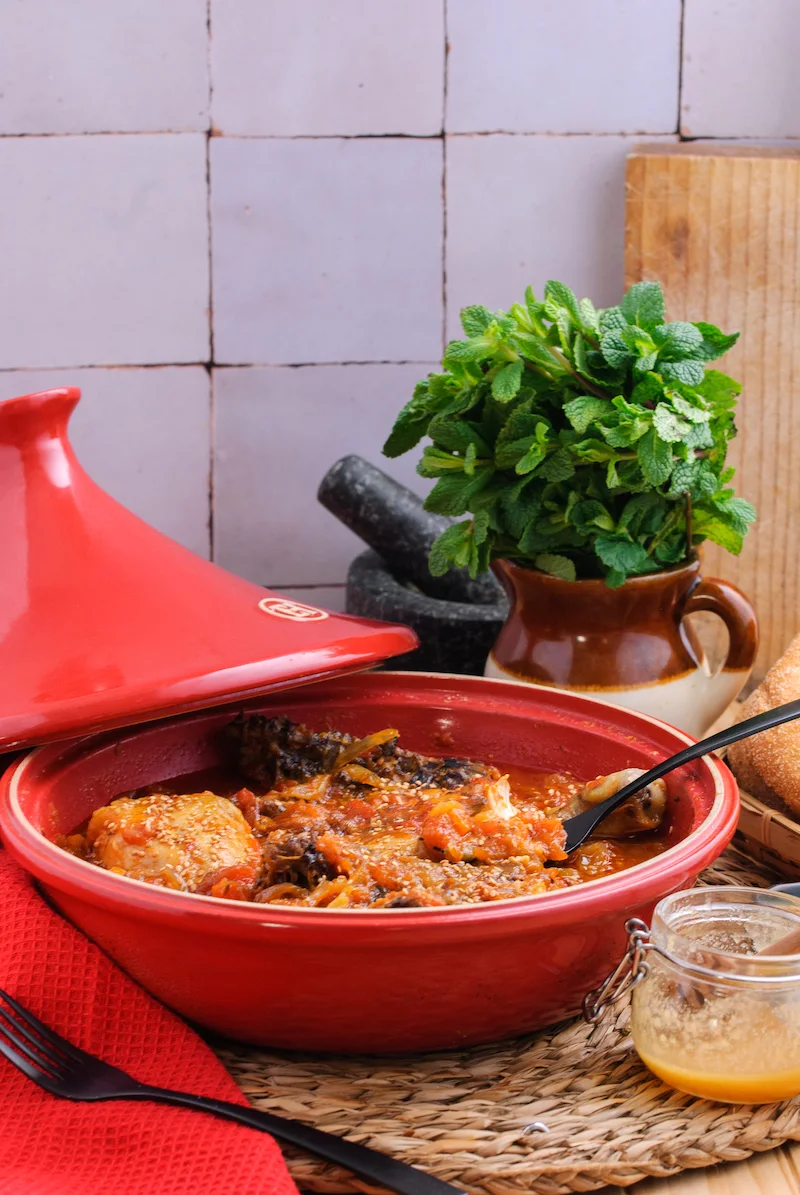 Tips for Buying and Using a Moroccan Tagine - MarocMama