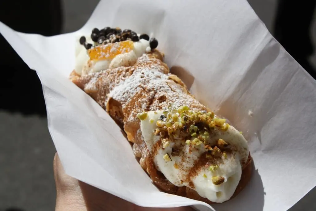 Sicilian Cannoli