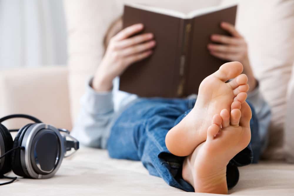 15 Books to Inspire Teen Travelers