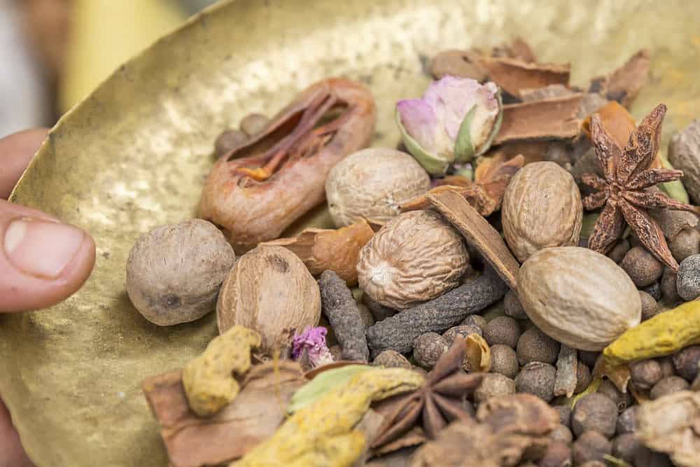 How To Blend Your Own Ras El Hanout Marocmama