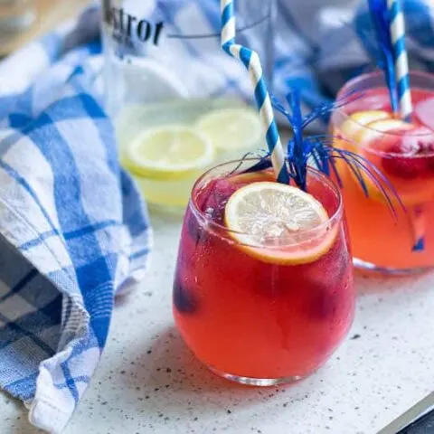 Lemonade with Mixed Berry Ice Cubes