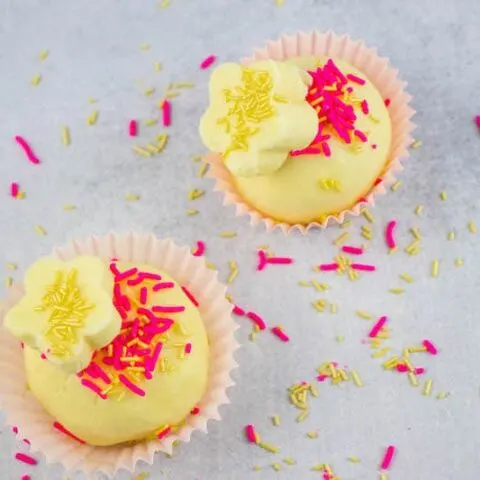 Lemon Frosting Playdough