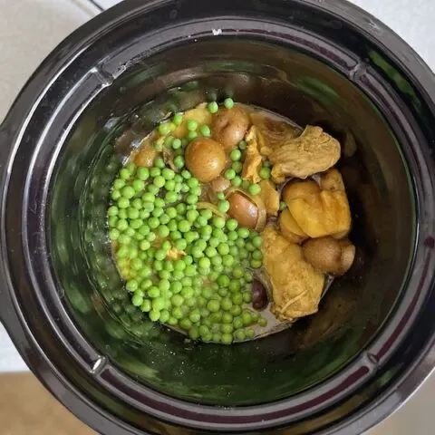 Slow Cooker Moroccan Chicken with Peas and Potatoes