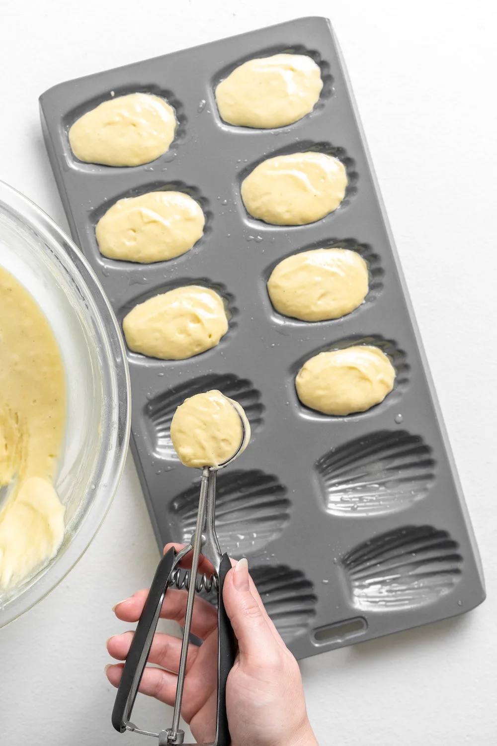 Vanilla Bean Madeleine Cookies