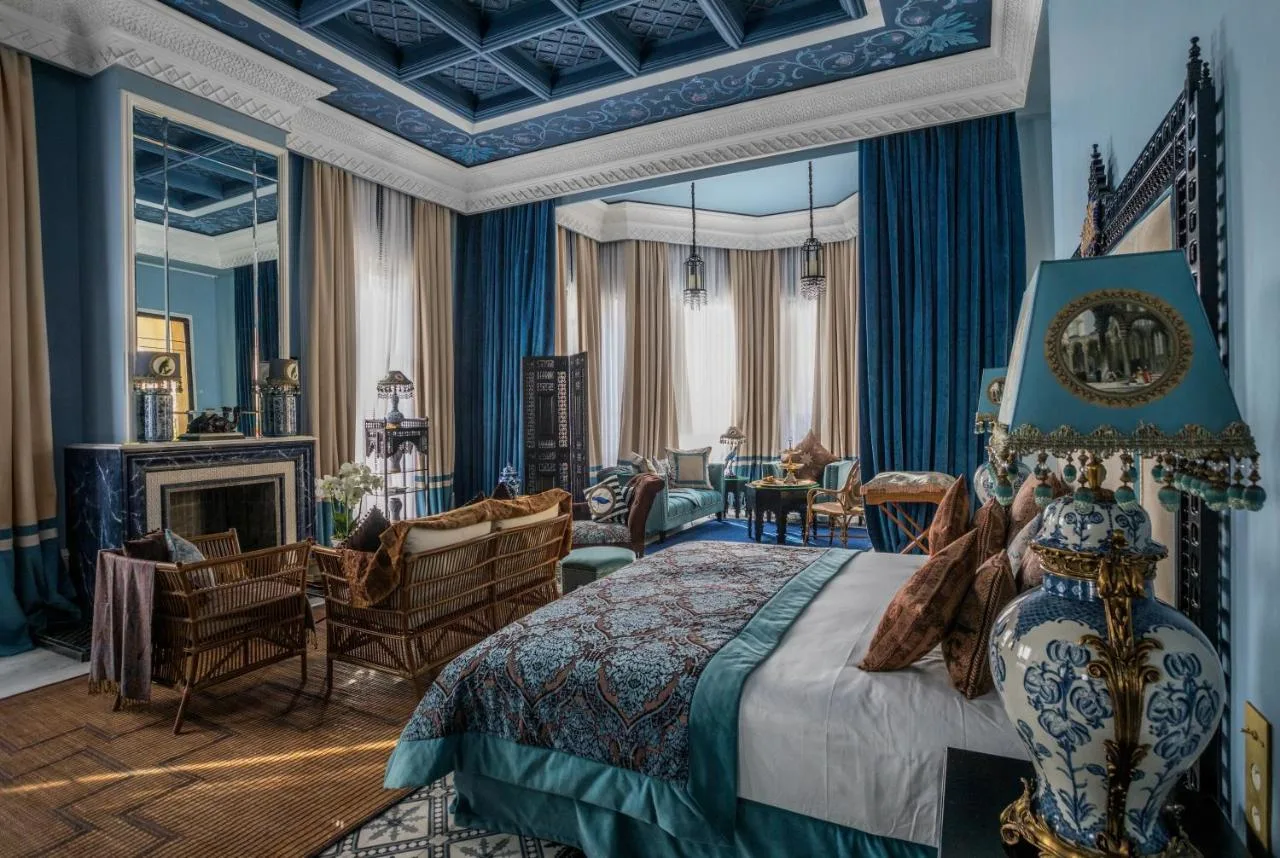 Palais Ronsard - a cozy room of a 5 star hotel in Marrakech