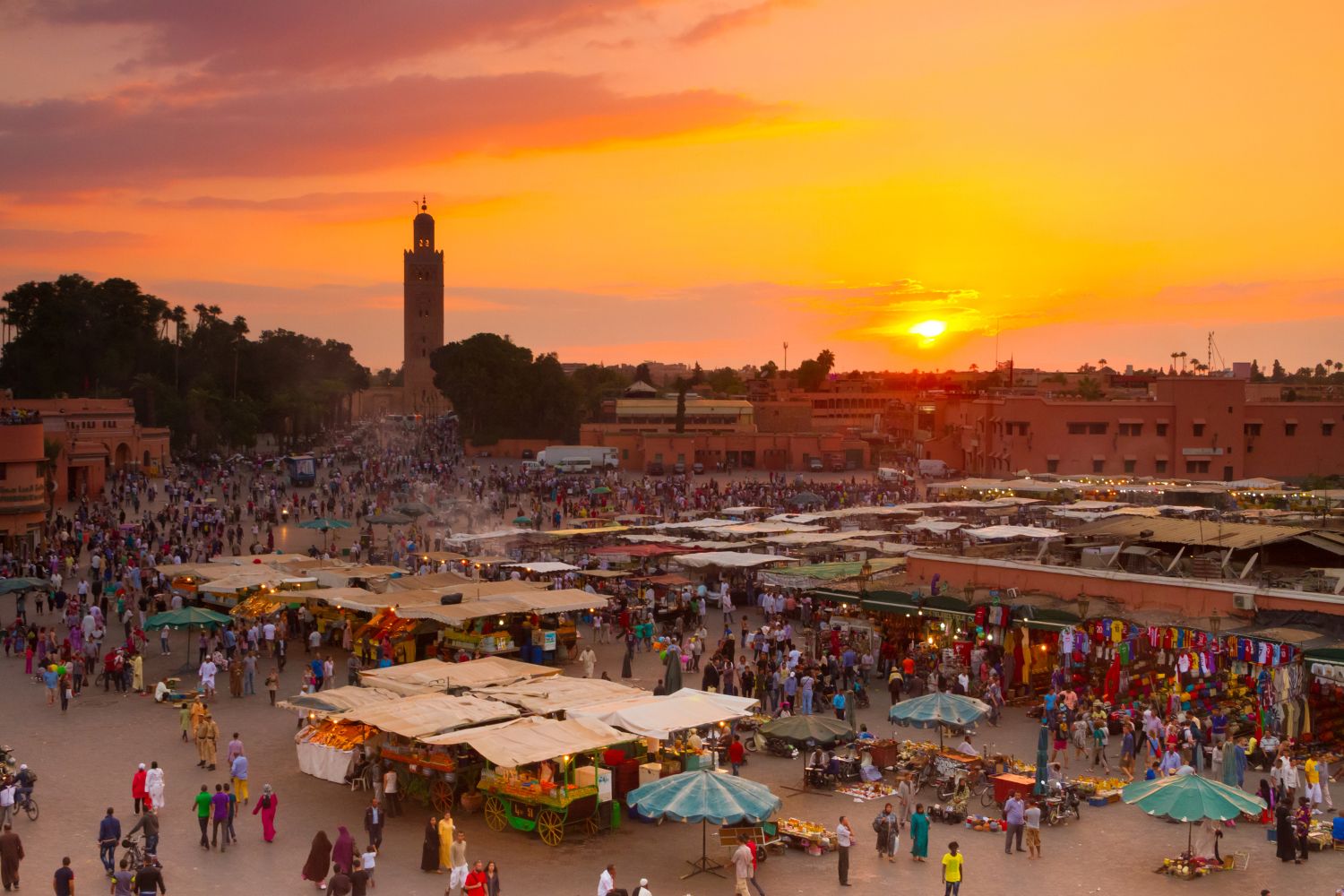 Busy crowds in Jemaa el Fna medina square and markeplace