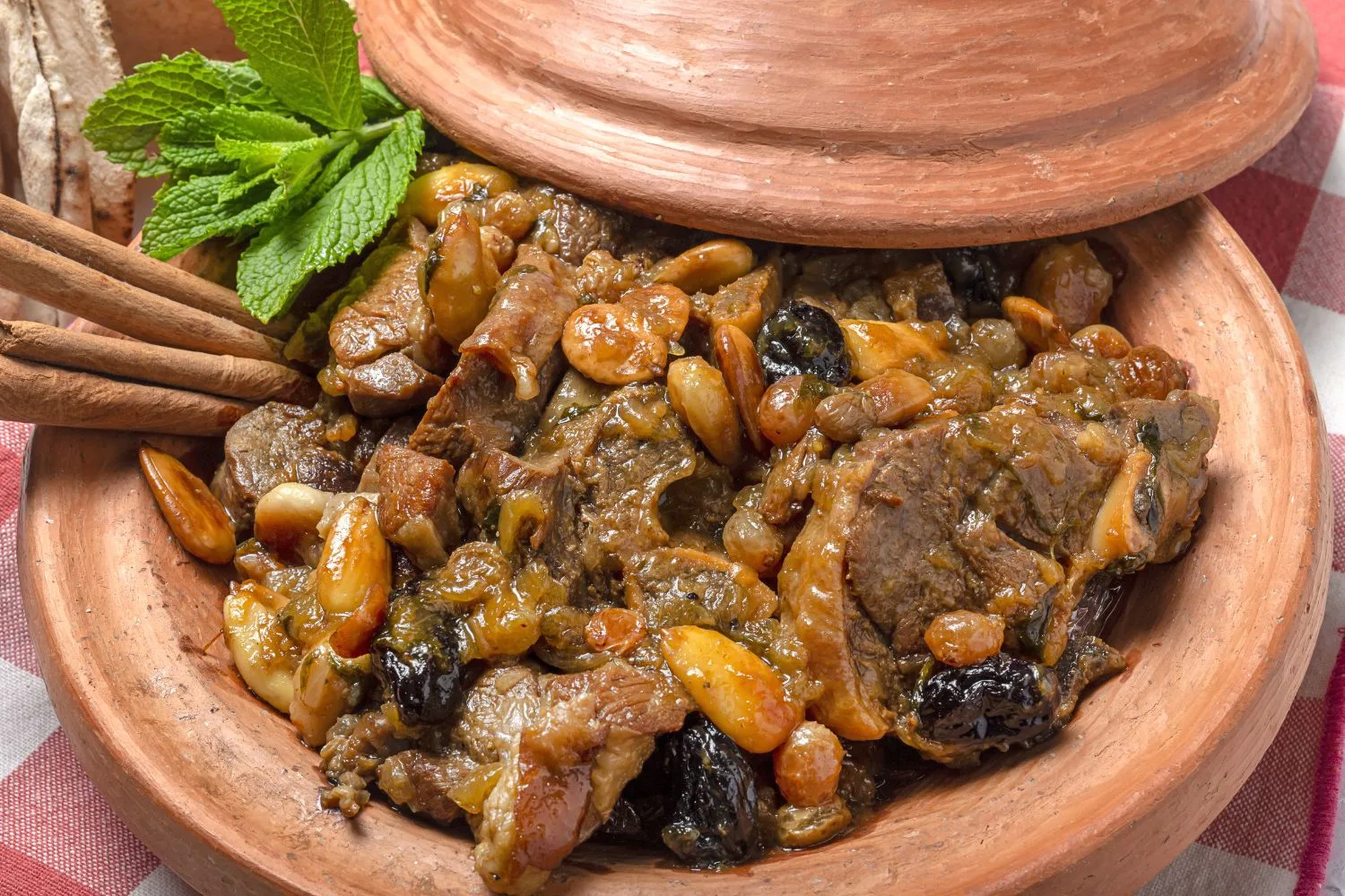 Moroccan lamb and fig tagine