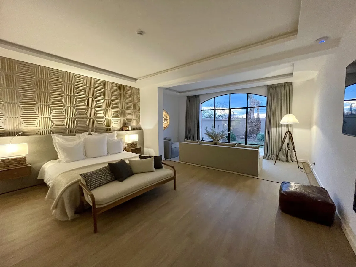 Elite Suite at Ksar Char Bagh with premium bedding, minibar, in-room safe, desk