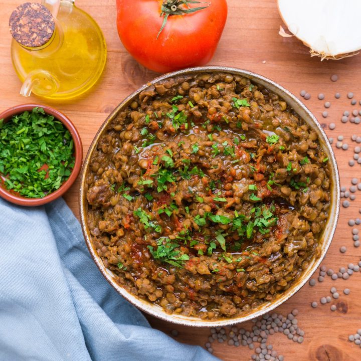 Moroccan lentils with caramelized onions serves in a bowl